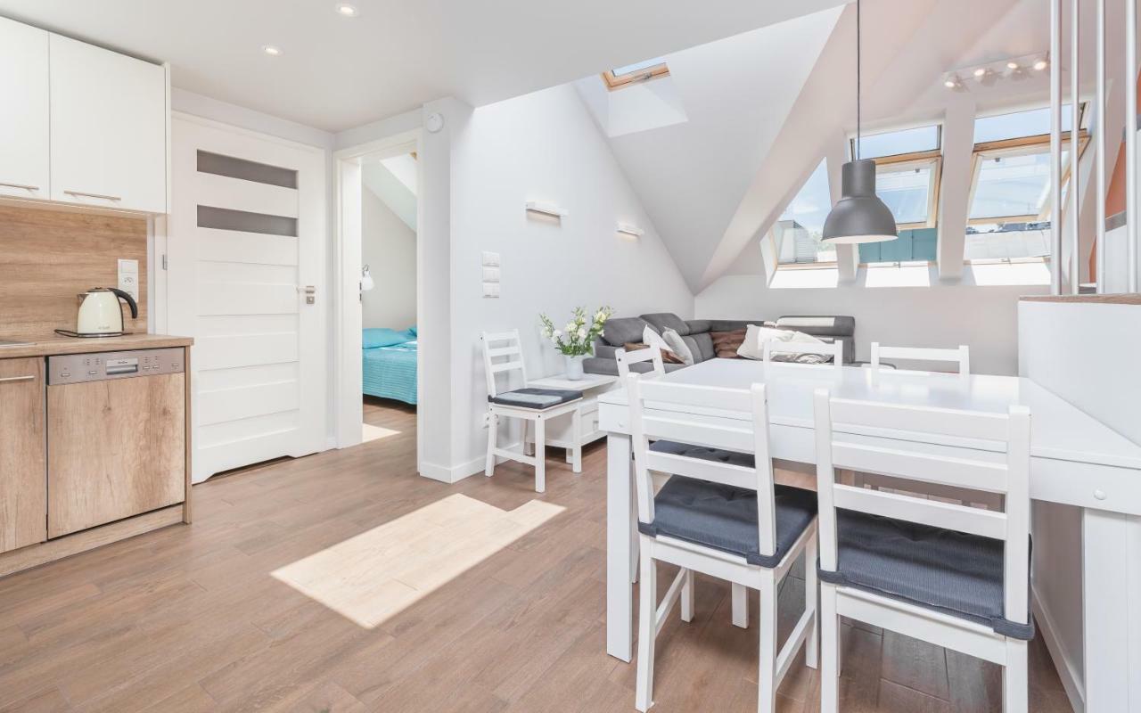 Cheerful Air Conditioned Apartment With Mezzanine And Parking - Old Town Cracóvia Exterior foto