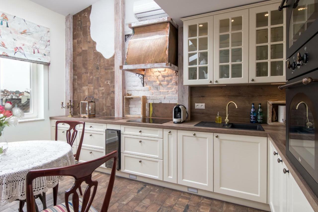 Cheerful Air Conditioned Apartment With Mezzanine And Parking - Old Town Cracóvia Exterior foto
