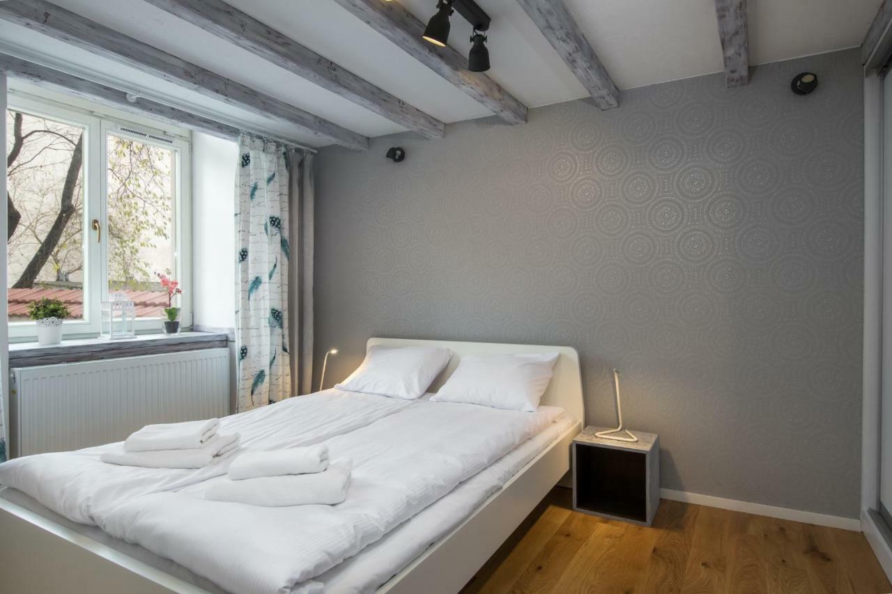 Cheerful Air Conditioned Apartment With Mezzanine And Parking - Old Town Cracóvia Exterior foto
